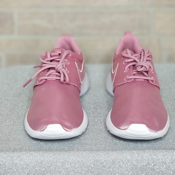 Nike Roshe One - Picture 4 of 6